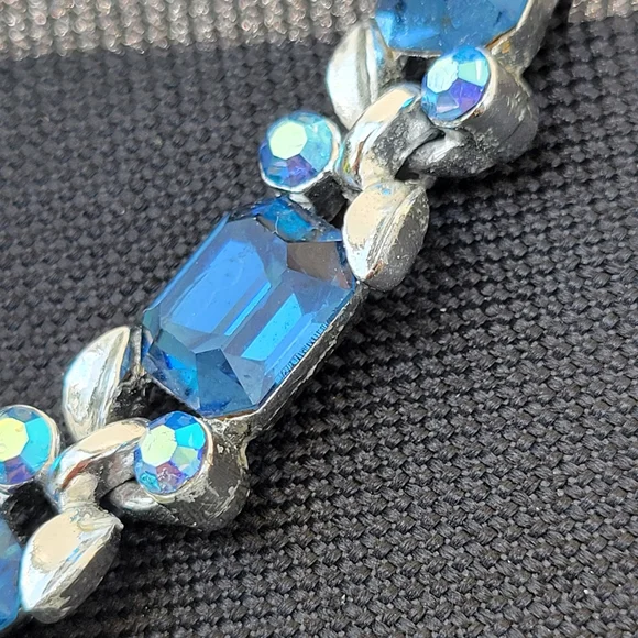 Lisner Bracelet ~ Vintage Faux Sapphire ~ Aurora Borealis ~ Pretty! *See Notes* - Picture 9 of 16